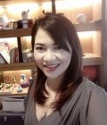 Dating Woman Thailand to Bangkok  : Maneerak, 42 years